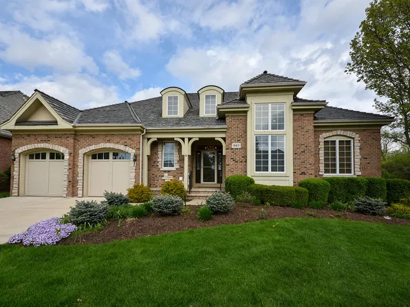 907 Middleton Ln, Inverness, IL 60010