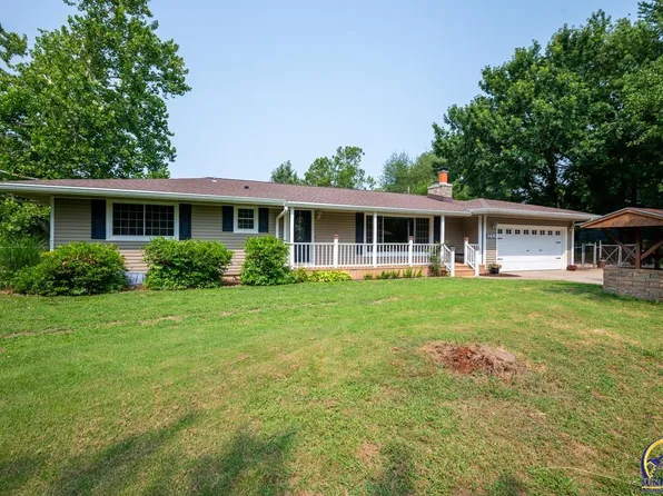 3435 NW Brickyard Rd, Topeka, KS 66618