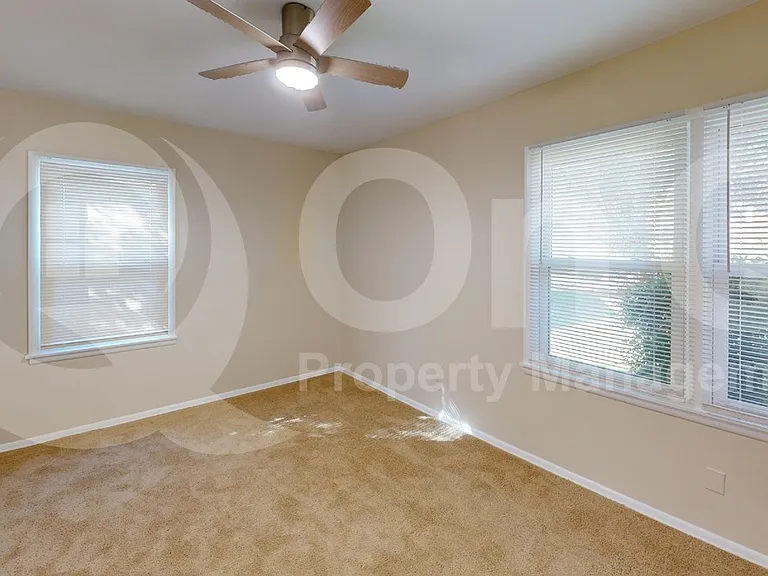 4014 Sun Valley Dr — Photo 12
