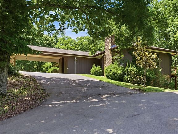 3rd image of 6010 Murray Ln