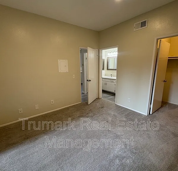 701 Hollywood Way #115 — Photo 10