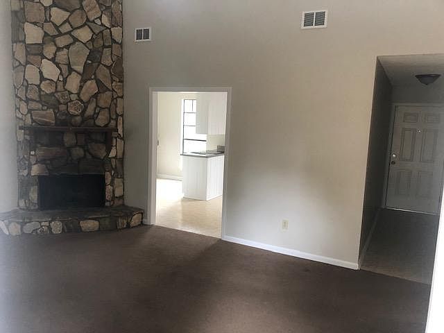 2nd image of 3029 Sterling Rd