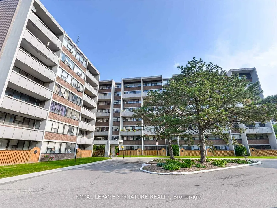 2121 Roche Ct #109