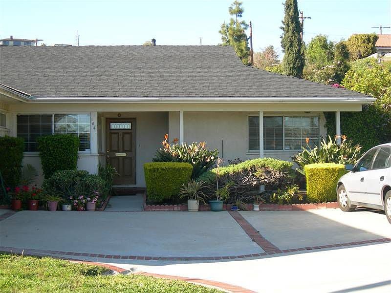 1st image of 1641 Sunnyhill Dr