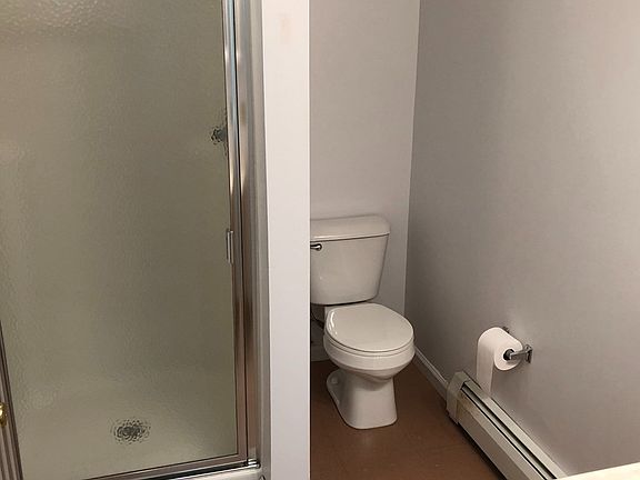 2nd image of 263 Oak Ln #7