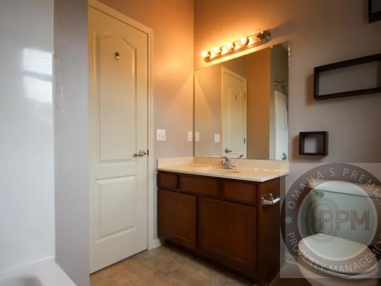 809 Lake Tahoe Dr — Photo 26
