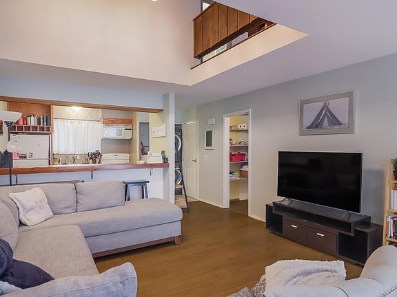 5th image of 11206 S Cottonwood Dr #2