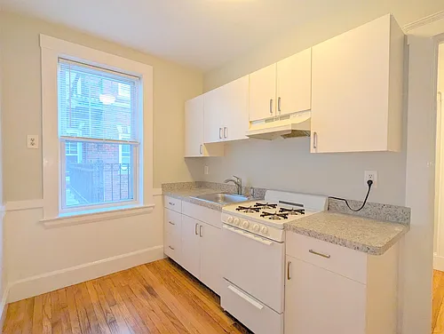 151 Summer St Photo 1