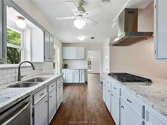 5th image of 3604 Stillmeadow Dr