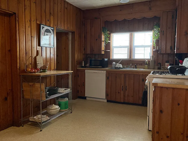 806 N Aurora St #1 — Photo 7