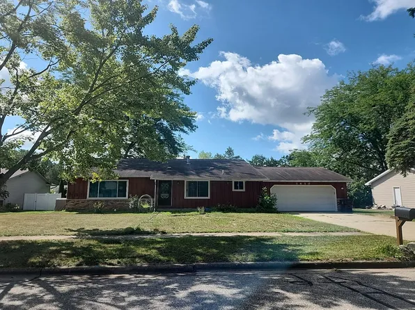 1410 E Illinois Ct, Mount Pleasant, MI 48858