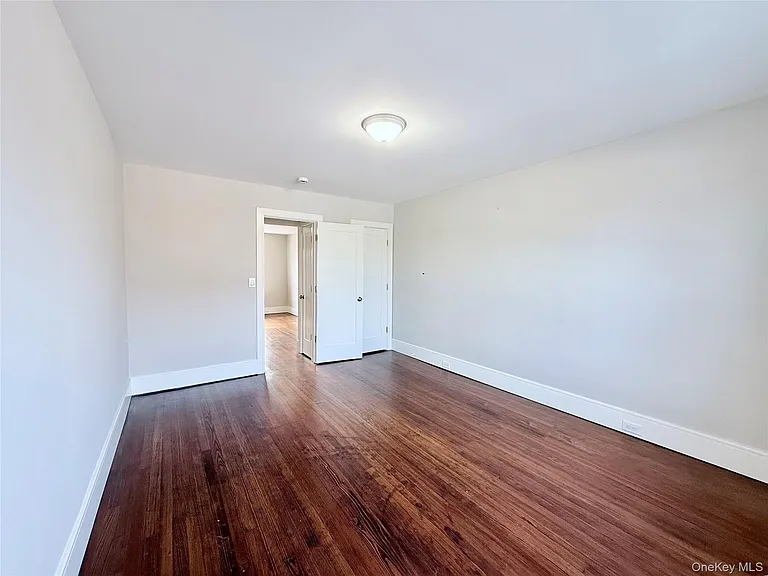 678 Willis Ave #2 — Photo 6