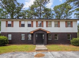 110 Ravenwood Dr APT B, Jacksonville, NC 28546
