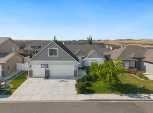 10235 W 17th Pl, Kennewick, WA