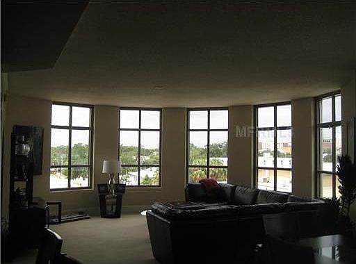 3rd image of 275 Bayshore Blvd Unit 504