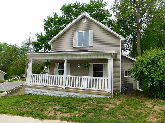 3rd image of 107 N Wilkinson Ave