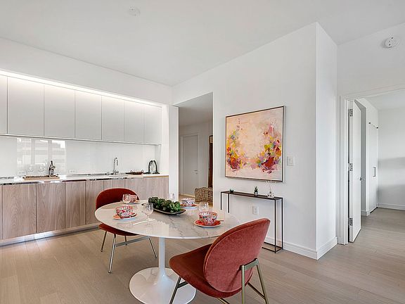 3rd image of 572 11th Ave APT 9K