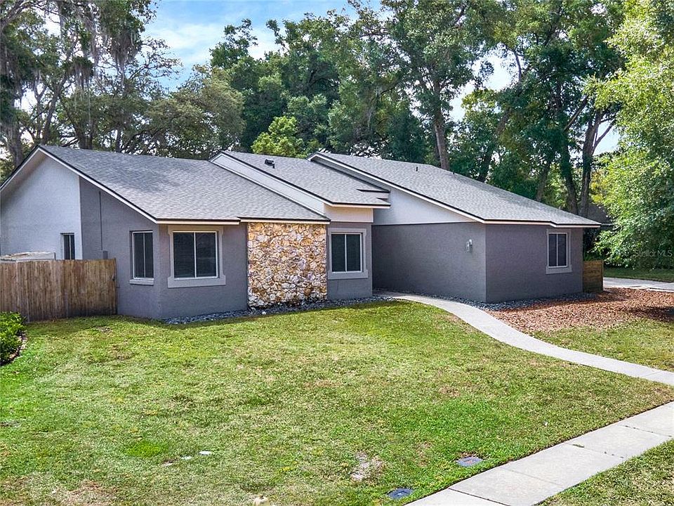 1st image of 128 LAUREL OAK DRIVE