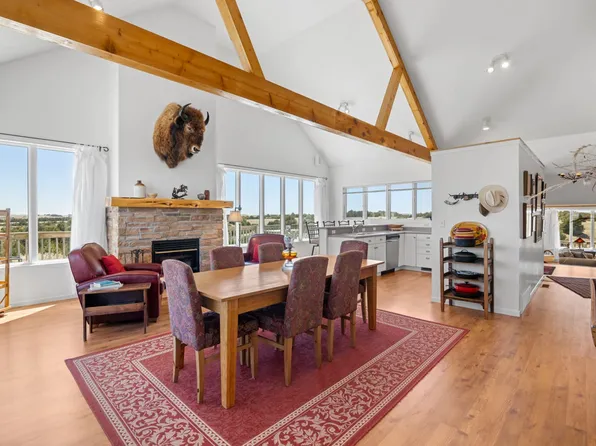 45905 Bison Hills Dr, Burwell, NE 68823