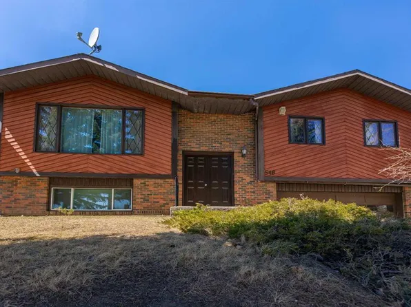 548 S Mountain St, Hinton, AB T7V 1J5