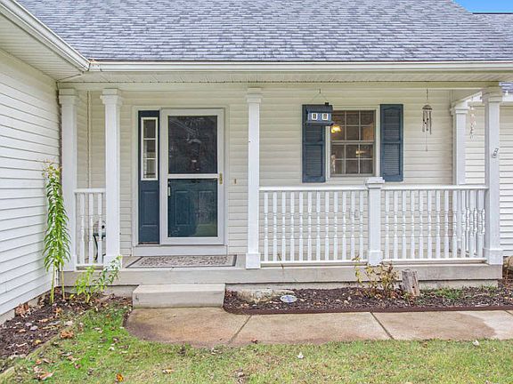 4th image of 5729 Tiffany Ave NE