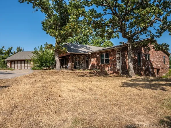22644 Aes Rd, Spiro, OK 74959