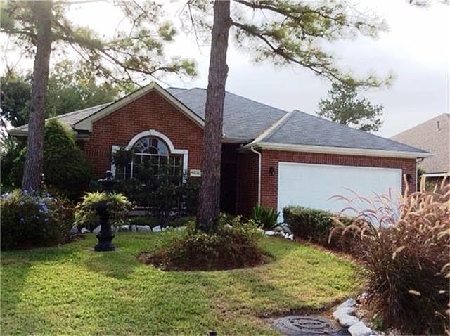 1st image of 15126 Carolina Oaks Dr