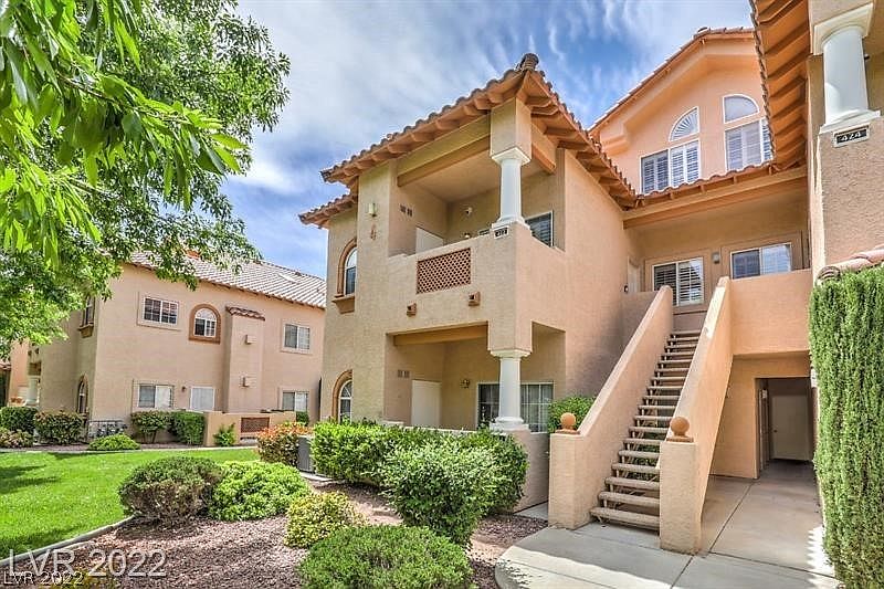 1st image of 2925 Wigwam Pkwy APT 422