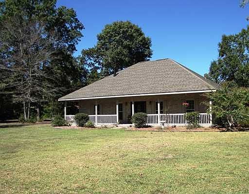 1st image of 3238 Robin Ln