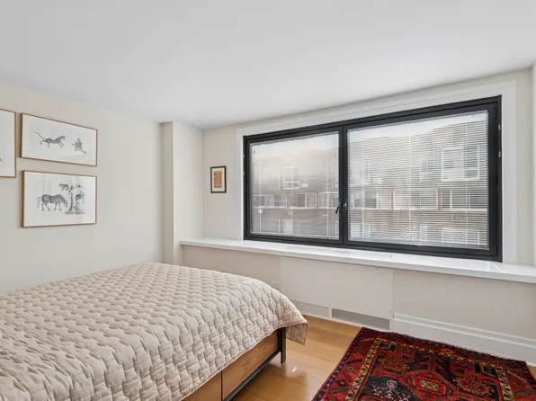 531 Main Street image 4 of 16