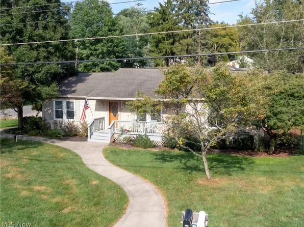 3295 Waterside Dr, Akron, OH 44319