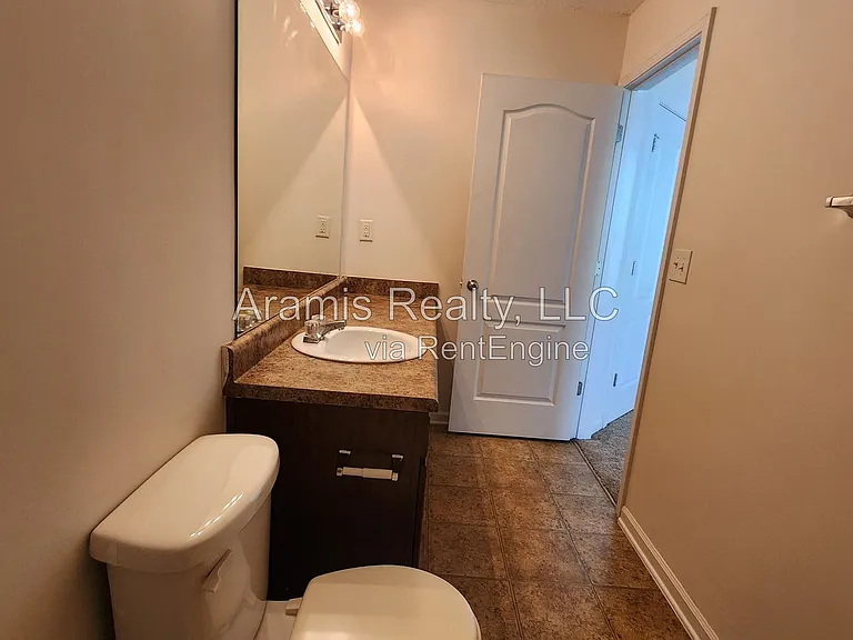 2847 Laurel Ridge Cir — Photo 11