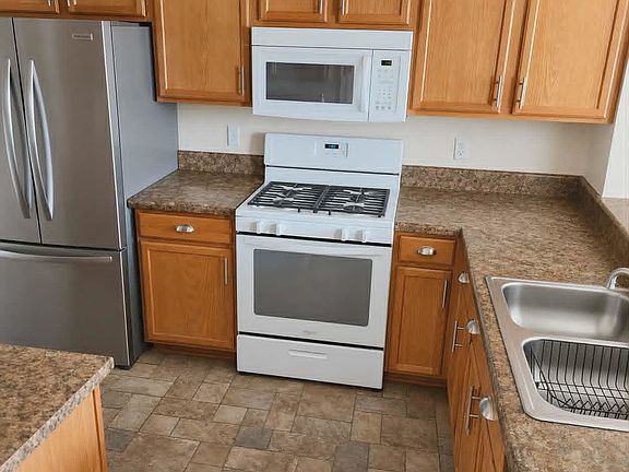 4th image of 7213 Mabels Way