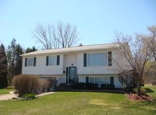 1799 Jo Ann Dr, Parma, OH 44134