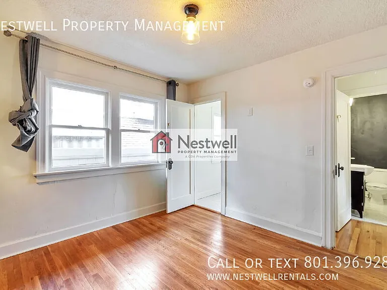 1062 E Roosevelt Ave — Photo 12