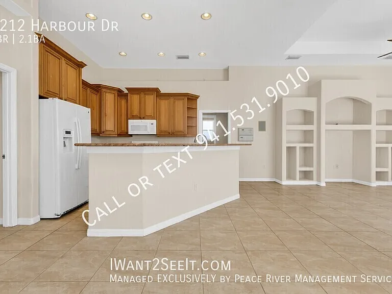 2212 Harbour Dr — Photo 11