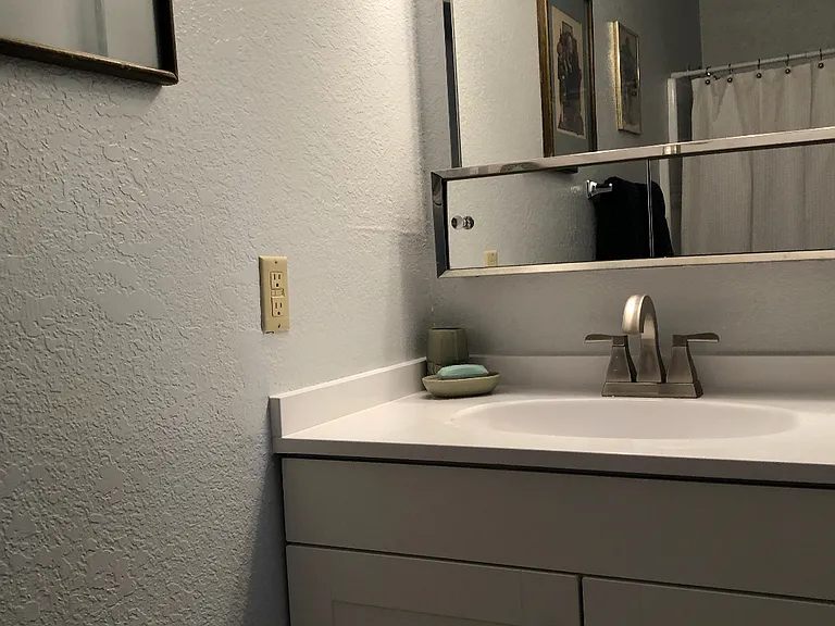 2821 N Los Felices Cir W #K102 — Photo 8