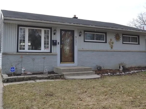 8131 West Eggert PLACE, Milwaukee, WI 53218