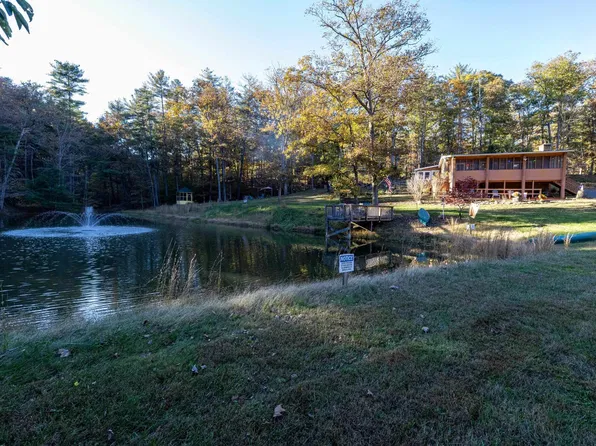 17393 Peepers Hollow Ln, Broadway, VA 22815