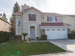 1870 Lawrence Ave, Clovis, CA 93611