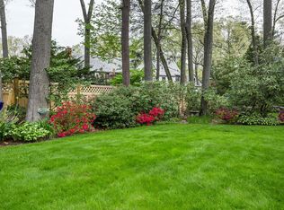 256 Converse St, Longmeadow, MA 01106