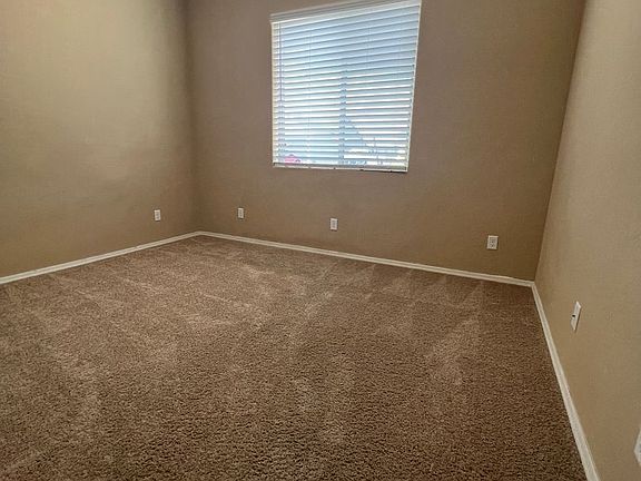 3rd image of 6085 E Belton Ln