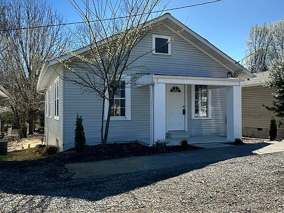 3rd image of 606 N Roan St