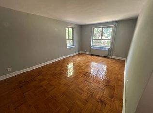 192-65A 71st Cir #1B, Fresh Meadows, NY 11365
