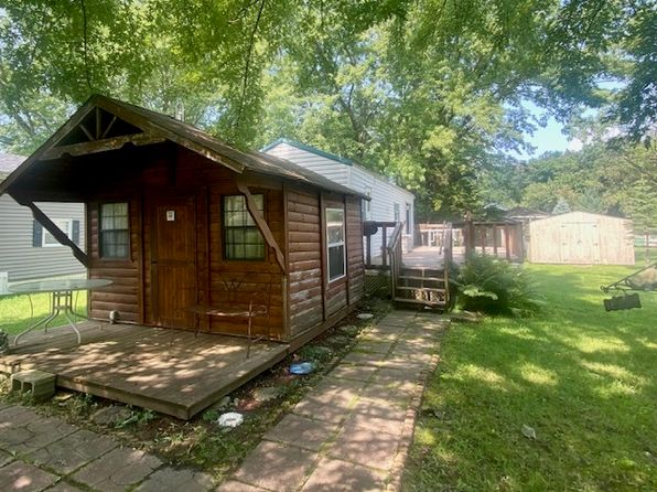 11/126 Woodhaven Dr E, Sublette, IL 61367