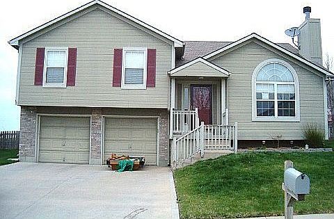 1st image of 2007 NE Summerfield Ln