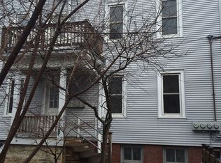 1918 N Warren Ave #A-3, Milwaukee, WI 53202