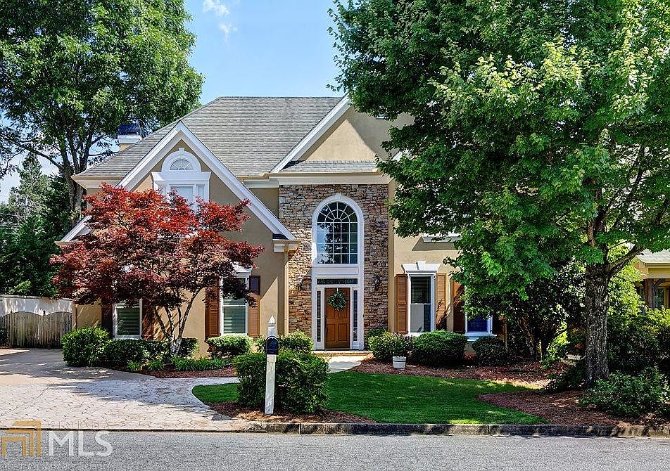 1st image of 2112 Anderson Dr SE