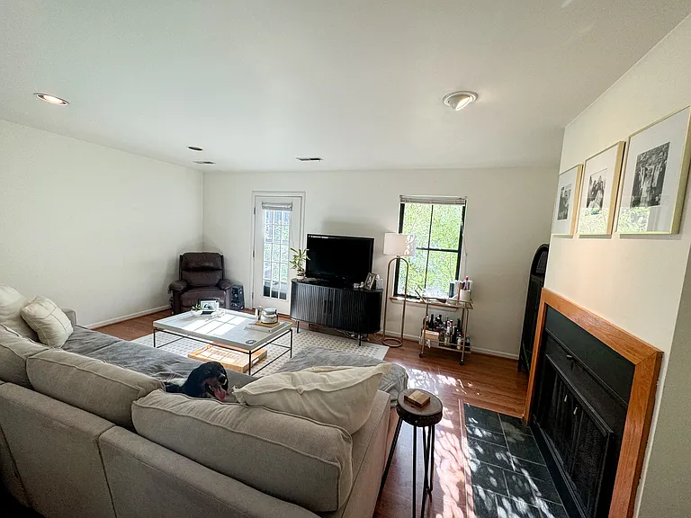 738 Exton Ct — Photo 22