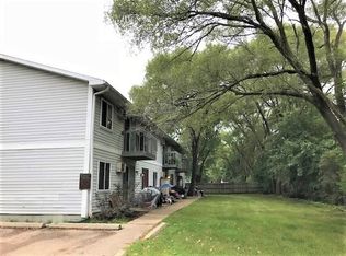 914 N Oak St #4, Madison, WI 53704